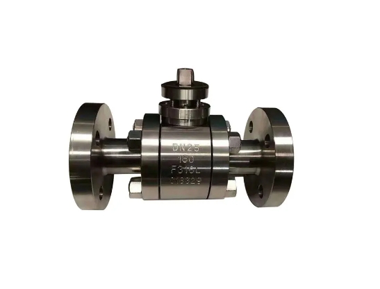 ˫��ֶ͸��򷧽ṹ�ص����